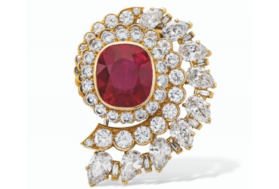 Cushion-shaped-ruby,-circular,-pear-and-baguette-cut-diamonds,-yellow-gold,-signed-Van-Cleef-&-Arpels,-no.-N.Y.-20327,-brown-Van-Cleef-&-Arpels-pouch