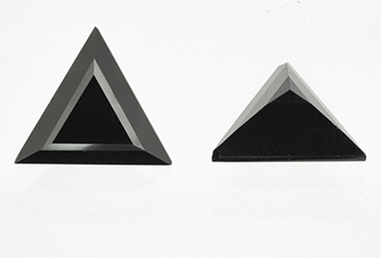 Spinelle noir triangle 12mm