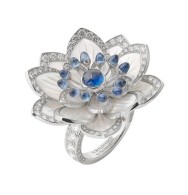 BOUCHERON-nacre-sapphires-diamonds