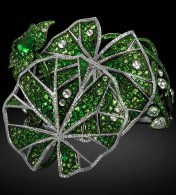 CARNET-Sparkling Lotus Bangle, Tsavorite garnet, emeralds,  diamonds, 18K white gold, platinium