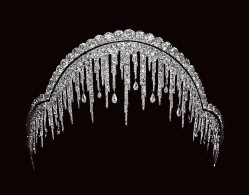 CHAUMET-Stalactite tiara-diamonds
