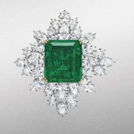 HARRY WINSTON-Emerald-diamonds-brooch