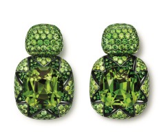 HEMERLE_earrings-demantoid-garnets-tourmalines-white-gold-silver