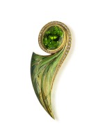 HINGO HENN-Enamelled-pendant-brooch-peridot-diamonds