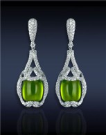 JACOB & CO-collection Fine Jewellery-Earrings-white gold earring-cabochons peridot-white diamonds