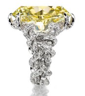 JAR-Fancy intense yellow oval shaped diamond ring 15.75ct