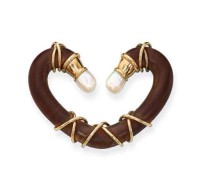 JAR-wood-pearls-necklace