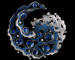 JEWELLERY THEATRE-Elements collection-pendant-diamonds-sapphires-white gold