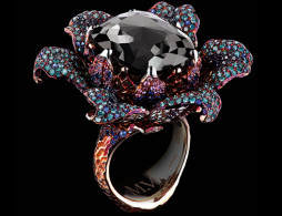 JEWELLERY THEATRE-Flowers collection-ring- gold, black diamonds and white diamonds, pink and blue sapphires, Jewellery theatre