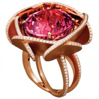 LORENZ BAUMER-rose des sables-sapphire-diamonds-ring