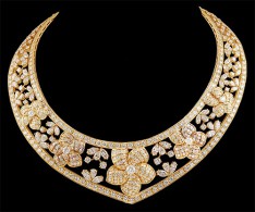 VAN ClEEF & ARPELS-Diamond-Gold-Necklace