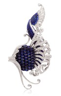 VAN ClEEF & ARPELS-Illiade clip-L’Atlantide collection-White gold-sapphires-diamonds