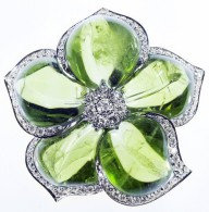 VAN ClEEF & ARPELS-Peridot-diamond-flower brooch