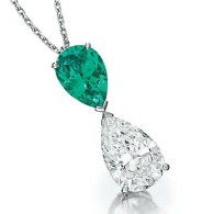 VAN ClEEF & ARPELS-diamond-emerald-peandant necklace