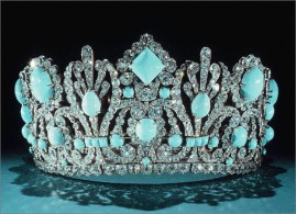 VAN ClEEF & ARPELS-wedding present from Emperor Napoleon I to Empress Marie Louise  emeralds  diamonds in 1952  replaced the emeralds with Persian turquoise