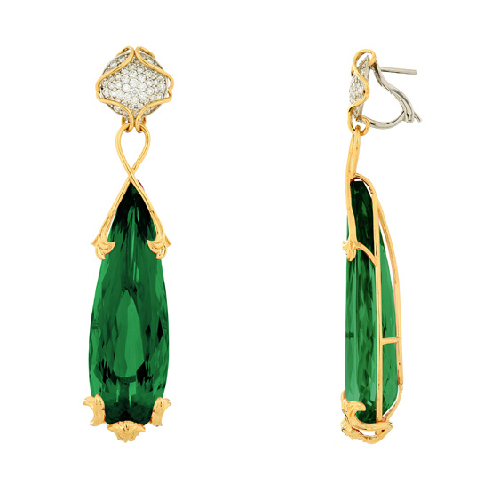 VERSACE-earings-peridots-diamonds-2014