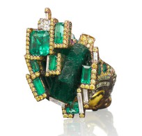 WALLACE CHAN-Bague-Emeraudes-Castle ring-Biennale des antiquaires-2014