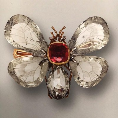 BOUCHERON-diamond-ruby-brooch-1894