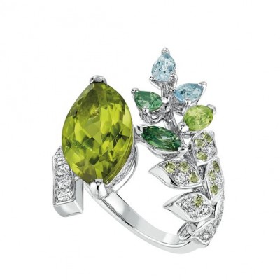 #CHANEL #BrinsDePrintemps #LesBlesDeChanel #FineJewelry #Peridot #Diamonds #Aquamarines #GreenTourmalines, #Diamonds