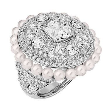 #CHANEL #Diamonds #Pearls