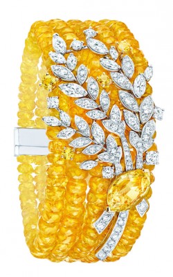 #CHANEL #LesBlesDeChanel #FineJewelry #YellowSapphire #Diamonds #beads #2016