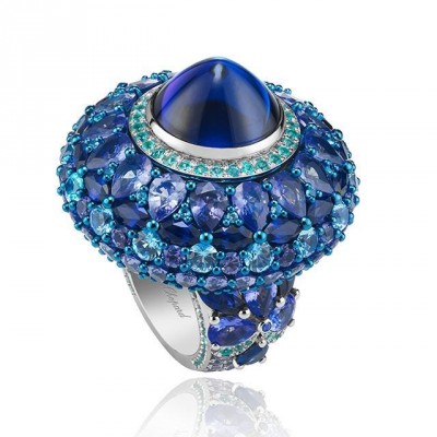 #CHOPARD #Cocktail ring #18k white gold #Tanzanite #Sapphire #Blue Topaz #Paraiba tourmalines #2016 #Red Carpet collection