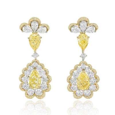 #CHOPARD #Earrings #18k gold #titanium #yellow diamonds #White diamonds #2016 #Red Carpet collection