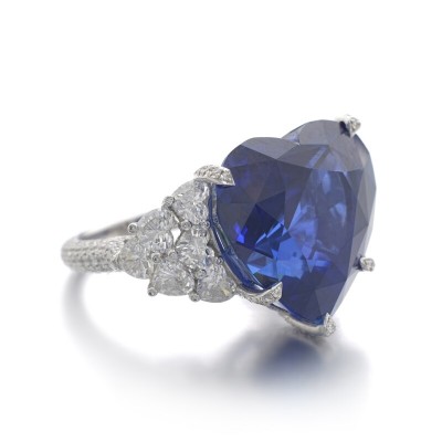 #CHOPARD #sapphire #diamonds #saphir #diamants #ring #bague