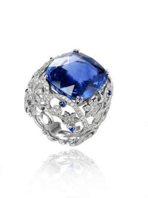 #CHOPARD #sapphire #diamonds
