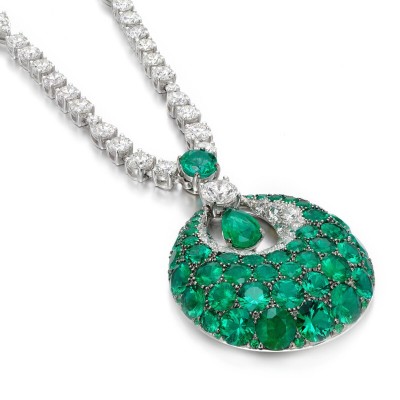 #GRAAF #emerald #diamond #pendent #'Bombé Classic' #Emeraude #Diamant #pendentif