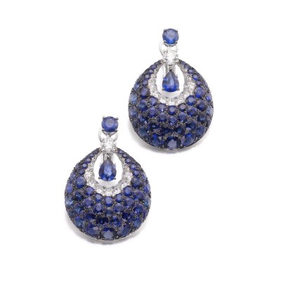 #GRAAF #sapphire #diamond #pendant earrings #saphir#diamant #boucles d'oreilles