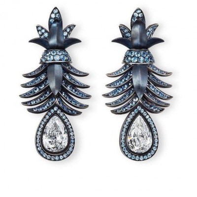 HEMMERLE-earrings-diamonds-sapphires-iron-silver-white gold