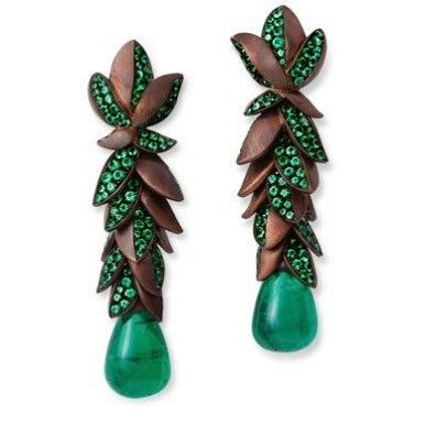 #HEMMERLE #earrings #emeralds #white gold #copper #boucles d'oreilles #or blanc #cuivre #émeraudes