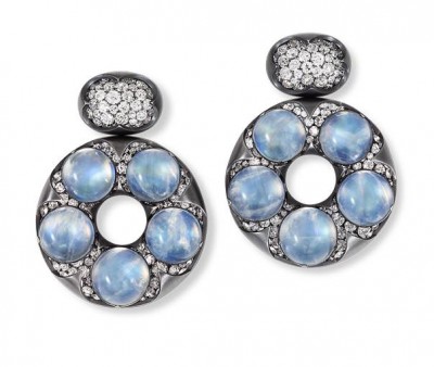 HEMMERLE-earrings-moonstones-diamonds-silver-white gold