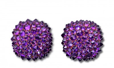 HEMMERLE-earrings-rhodolite garnets reverse st in white gold and copper