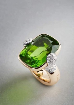 #POMELLATO #Ring #Peridot #Diamonds