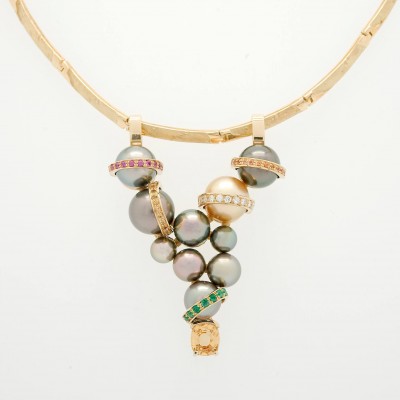 CHRISTIGUEY-Perles Thaiti - Perles mers du Sud - rubis - émeraudes - diamants saphirs jaunes -