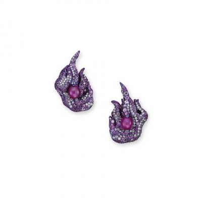 #WALLACE CHAN #ring #brilliant-cut diamonds #pink sapphires #rubies #cabochon star ruby #purple titanium #bague #diamants #saphirs roses #rubis #rubis étoilé