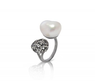 #FEI LIU #Ring #18K White Gold #diamond #baroque pearl
