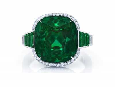 #MARTIN KATZ #ring #diamonds #emeralds #platinum #bague #diamants #émeraudes