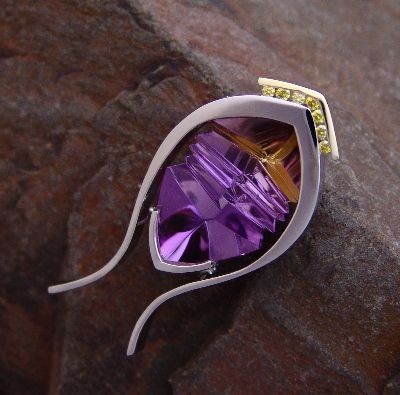 MUNSTEINER-Broche-Ametrine-diamants