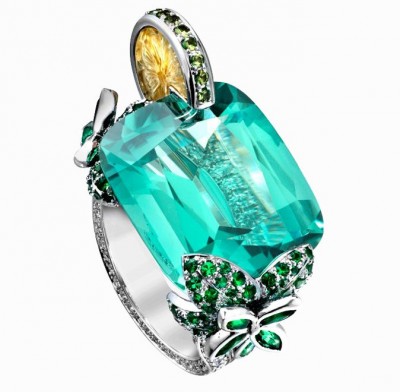 #PIAGET #Bague Mojito #or blanc #diamants #tourmaline #citrine #tsavorite #emeraude #2021