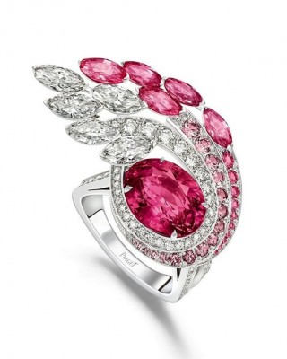 #PIAGET #Ring #Diamaonds #pink sapphires #Bague #Diamants #Saphirs roses