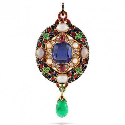 #Antique Jewelry #Victorian Holbeinesque pendant #circa 1870.