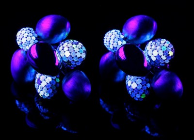 BY FLAVIE-Collection Grappe- boucles d'oreille-diamants fluorescent