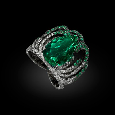 CARNET- Chrysantemum Ring-emeraudes-diamants-titane