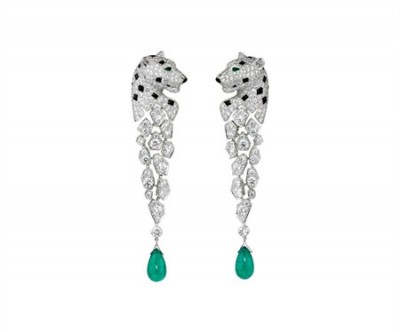 CARTIER_Panther-earrings-in-white-gold-with-onyx-spots-diamonds-and-emerald-drops