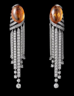 Collection Cartier Royal, or blanc, grenat mandarin, onyx et diamants, Cartier©