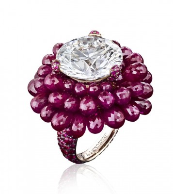 #DE GRISOGONO #Bague Folies #or rose #365 rubis #47 rubis briolette #94 diamants #diamant de 15.05 carats