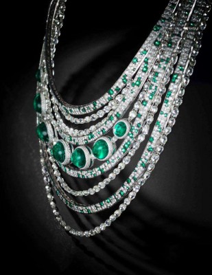DE GRISOGONO- Diamant-Emeraude-20ans